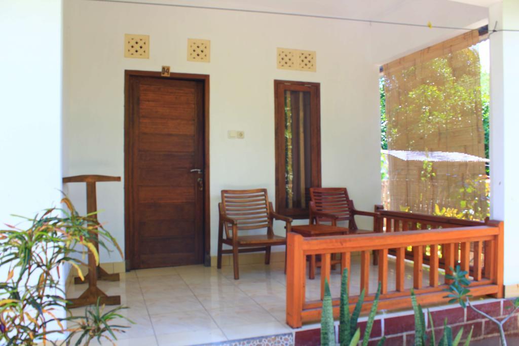 Tapada Apartment Gili Air Exterior photo